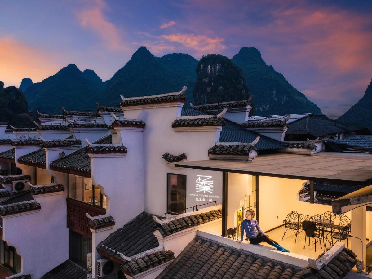 Yangshuo Emoji Youth Hostel Bagian luar foto