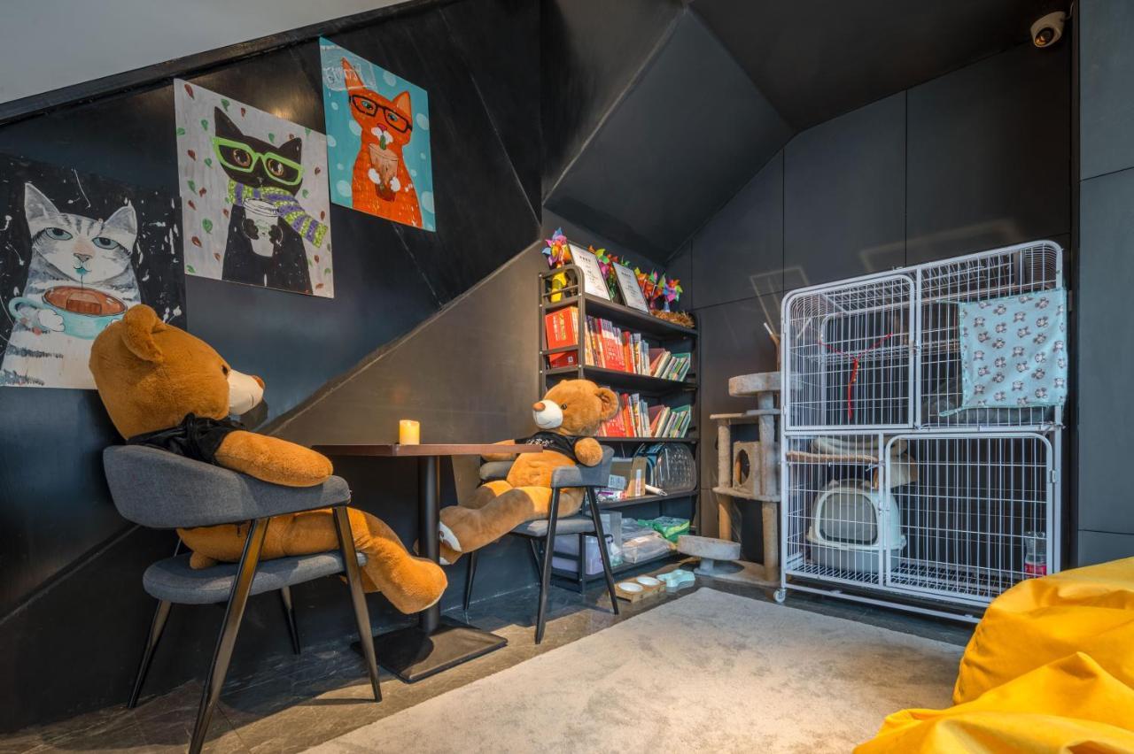 Yangshuo Emoji Youth Hostel Bagian luar foto