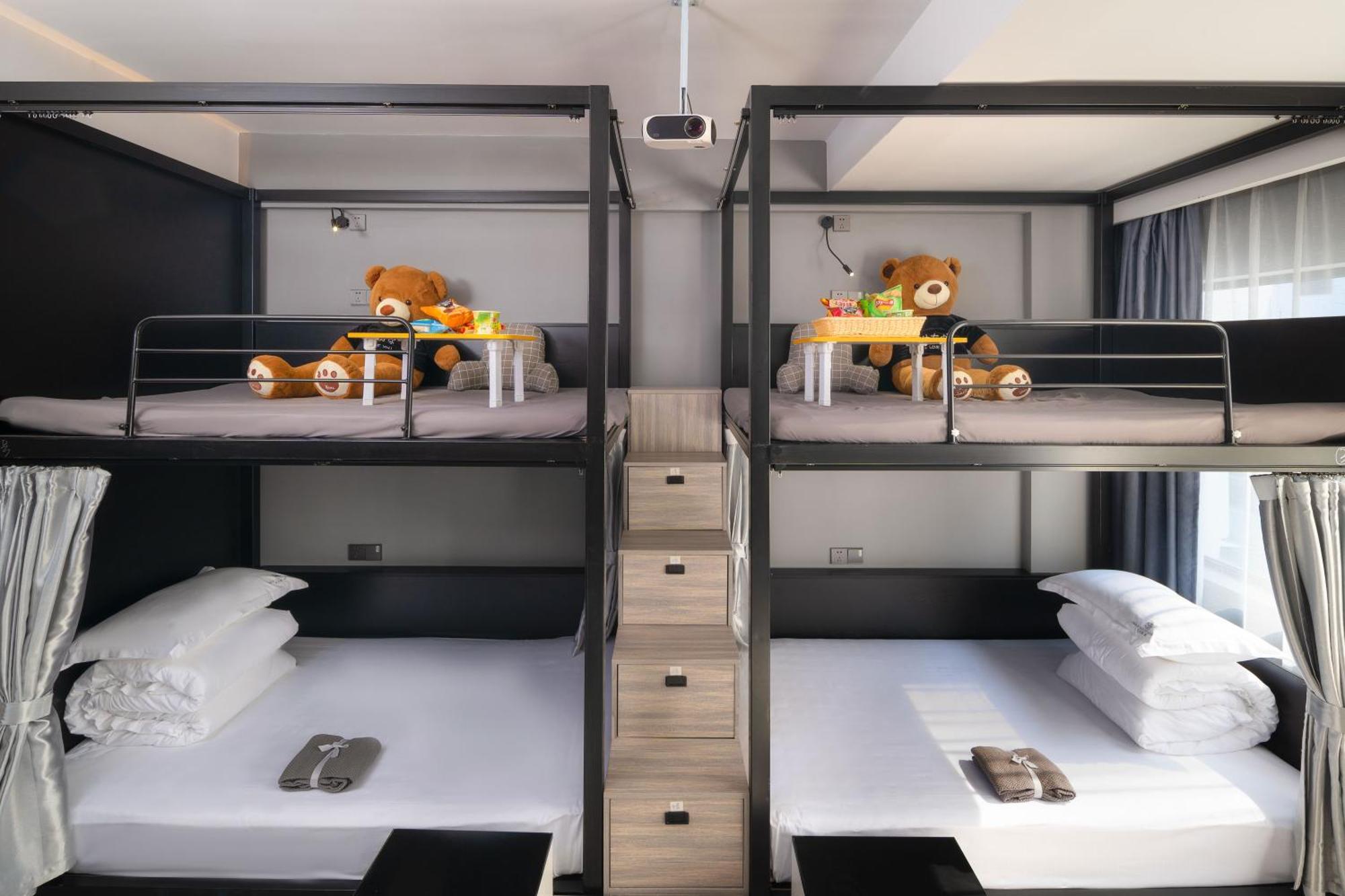 Yangshuo Emoji Youth Hostel Bagian luar foto